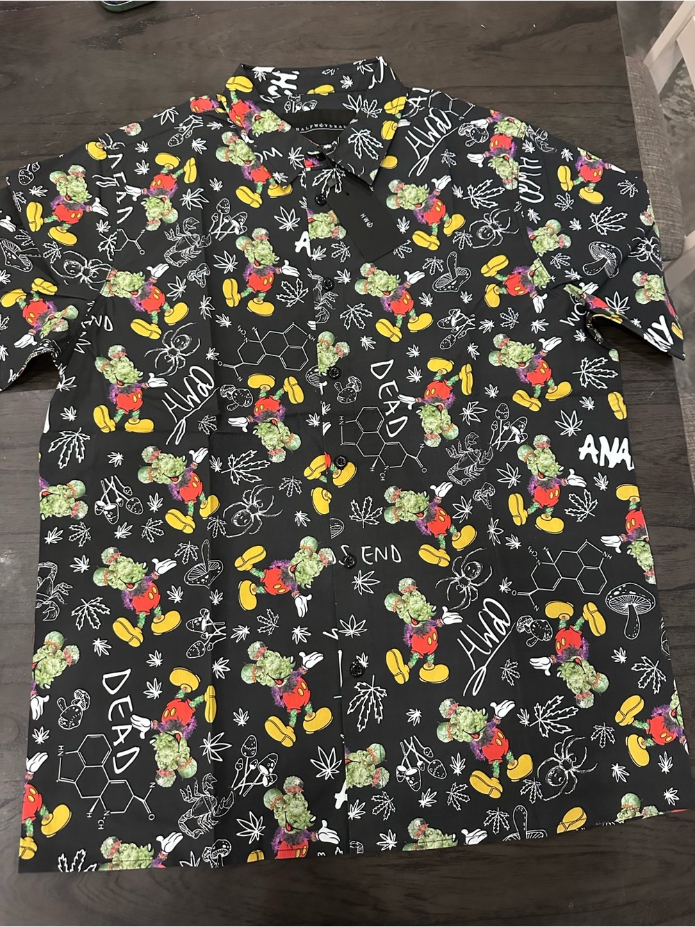 Halfway Dead Men’s Button-Up Shirt Short Sleeve XL Black Multicolor Graphic